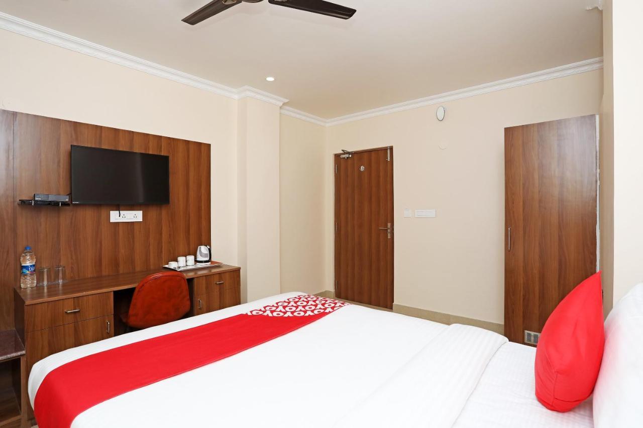 Oyo 13528 Kumud Plaza Hotell Bhubaneswar Eksteriør bilde